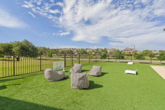 How Provence Combines Luxury Living with Community Spirit